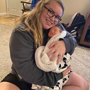 Meet your Posher, Anna